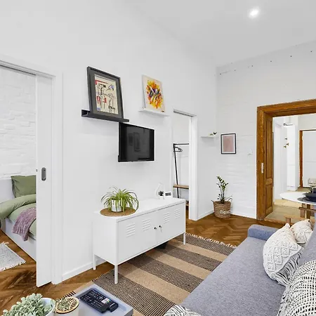 Sancova With Outdoor Seating Appartement Bratislava