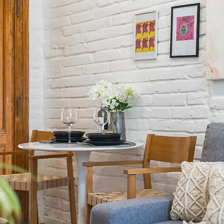 Sancova With Outdoor Seating Apartamento Bratislava